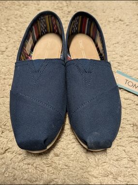 TOMS Womens Navy Canvas Alpargata Slip-On